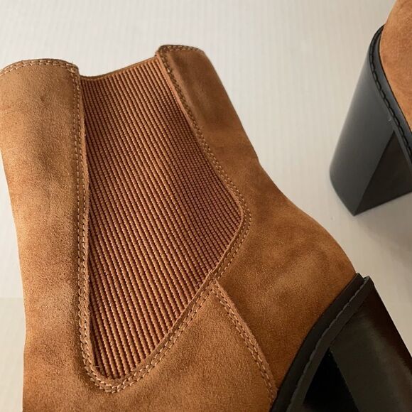 Chelsea & Violet Filip Lugged Block Booties Suede - Picture 7 of 10